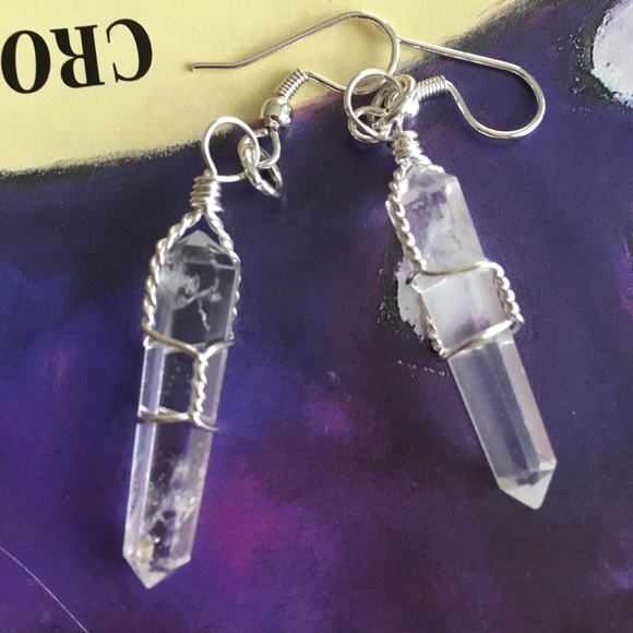 Quartz Crystal Earrings ✨🔮 - Picture 2 of 3